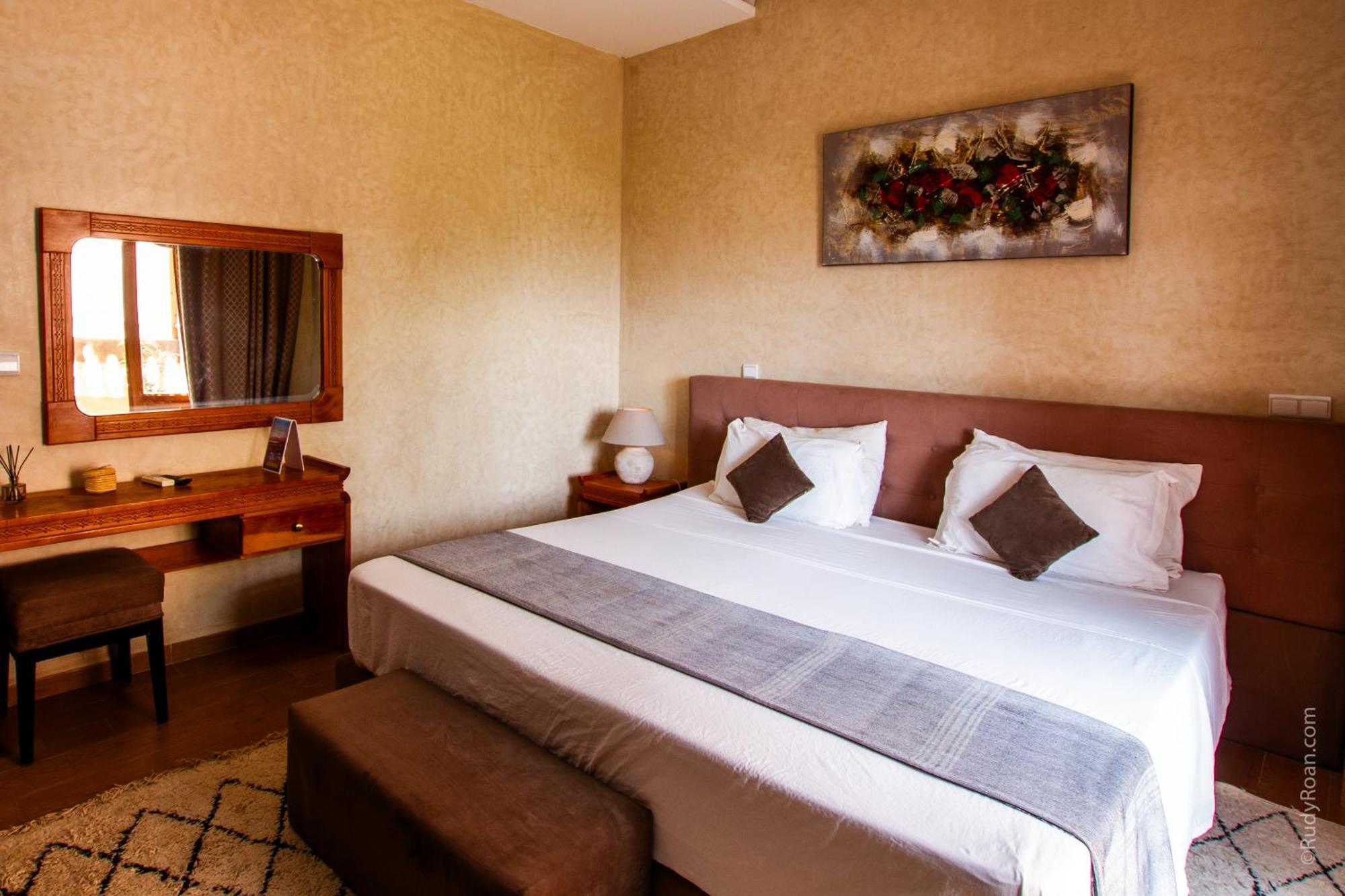 Les Terrasses Du Lac Marrakech 랄라 타카르코스트 외부 사진